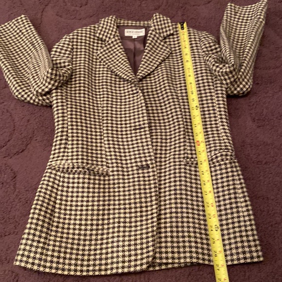 Giorgio Armani Blazer - Picture 9 of 11